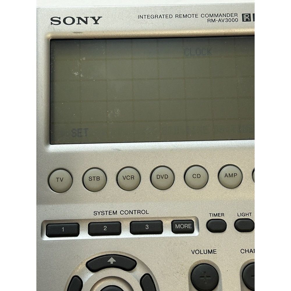 SONY (RM-AV3000) Integrated 18 Component Universal Remote Commander Works - Picture 3 of 5